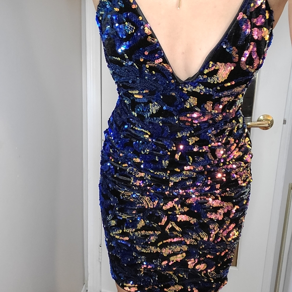 Sequence Dress - Picture 4 of 6